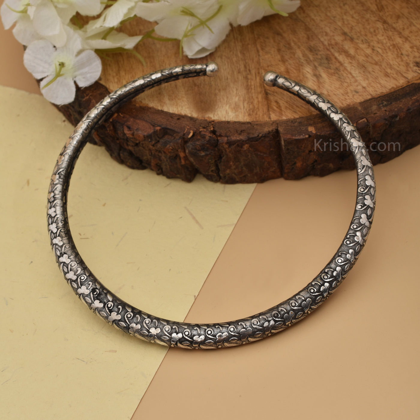Raag Silver Oxidized Hansli Neck Piece