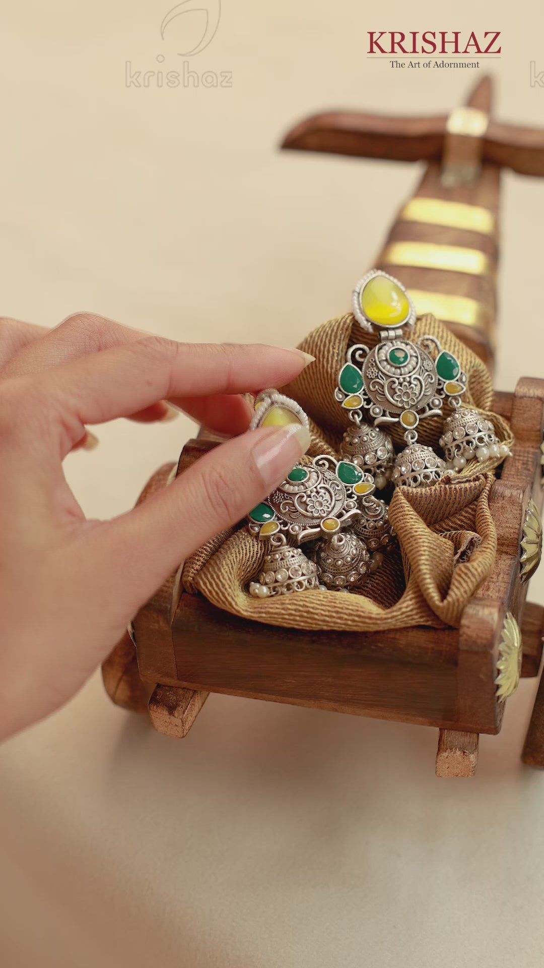 Prakriti Traditional Dangler - wxo