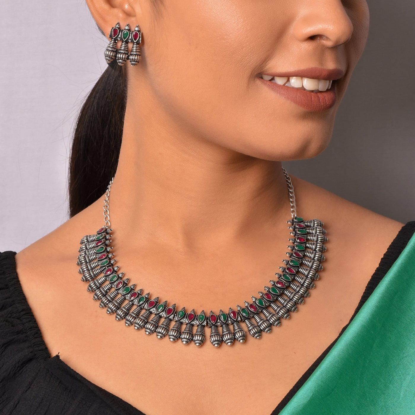 Eeshani Beautiful Necklace with Matching Earrings