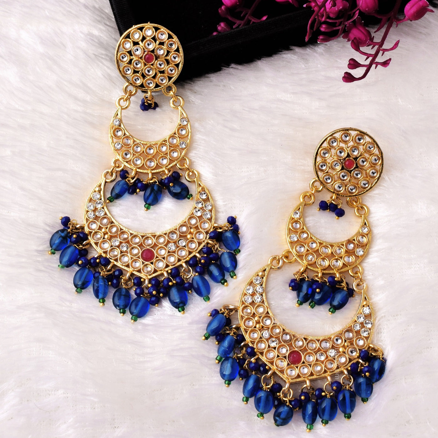 Swarnika Heavy Look Golden Chaand Baaliyaan