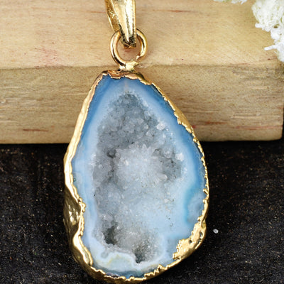 Natural Stone Pendant Natural Stone Pendant Charm With Figure 8 Chains