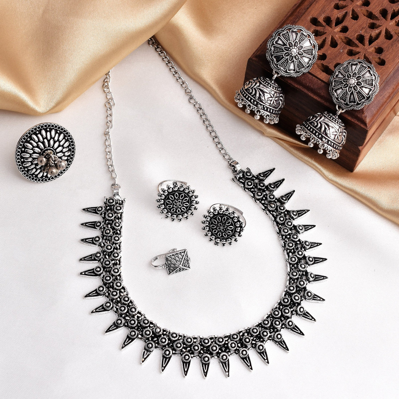 Anchal Set Of Oxidized Choker +Matching Earrings +Nose Ring +Toe Ring +One Ring