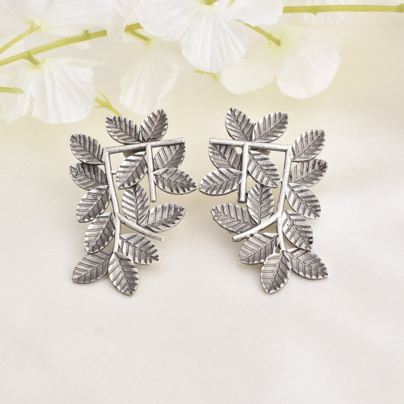 Petal Leaf Design Silver Look Alike Stud Earrings