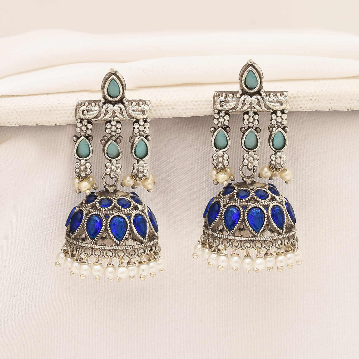 Meera Beautiful Jhumki Earrings Set- xoiox