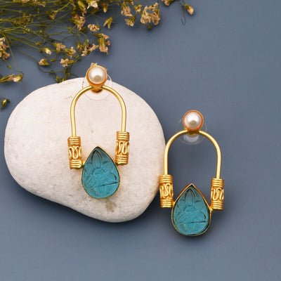 Ayana Contemporary Matte Gold Studs - xoiox