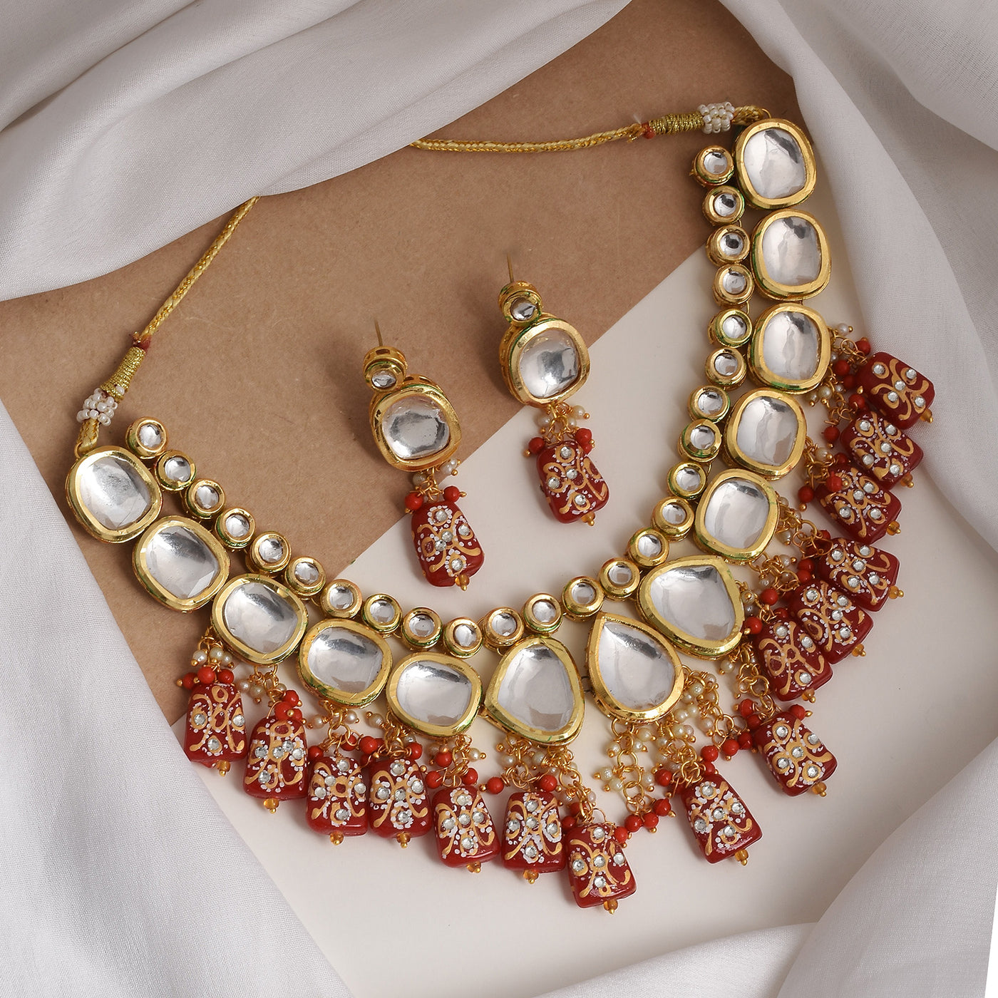 Pranavi Kundan Necklace Set